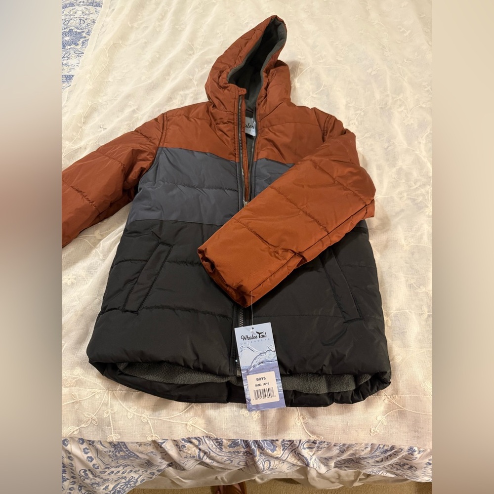 Whales Tail Youth Boy’s winter jacket , sz 14/16, NWT!